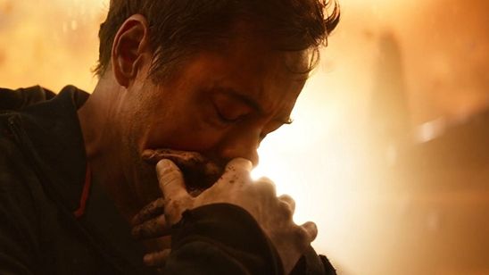 Imagem da notícia Roteiristas afirmam que Marvel autorizou mortes de heróis em  Vingadores: Guerra Infinita
