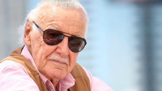 Imagem da notícia Sangue de Stan Lee teria sido roubado para fabricação de bizarras canetas de colecionador
