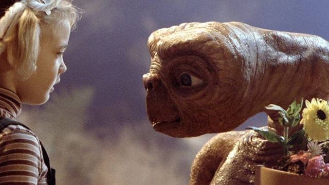 Dicas do Dia: E.T. - O Extraterrestre  e Viagem ao Centro da Terra - O Filme estão na TV
