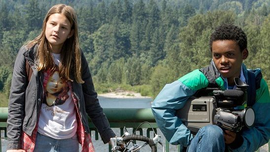 Imagem da notícia Everything Sucks! é cancelada pela Netflix após uma temporada