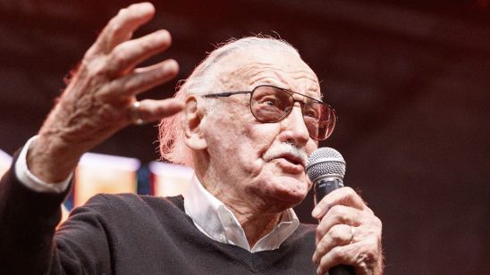 Imagem da notícia Stan Lee promete que sua participação "mais engraçada" será em Vingadores: Guerra Infinita