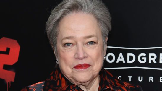 Imagem da notícia The Big Bang Theory: Kathy Bates será mãe de Amy no final da 11ª temporada