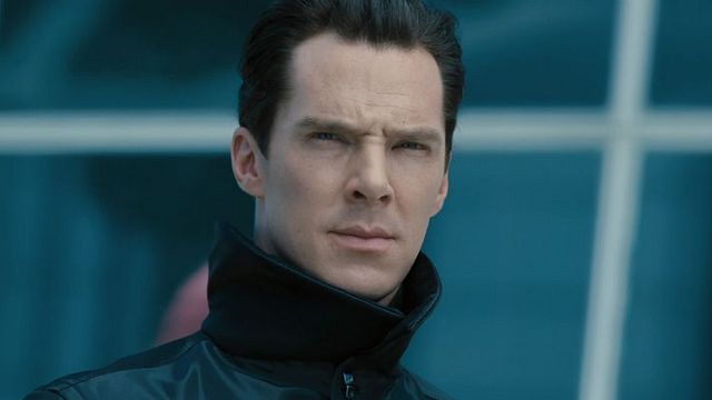 Imagem da notícia Benedict Cumberbatch deu spoilers de Star Trek para Stephen Hawking