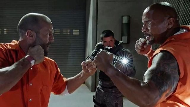 Imagem da notícia Velozes & Furiosos: Spin-off estrelado por Dwayne Johnson e Jason Statham tem estreia adiada