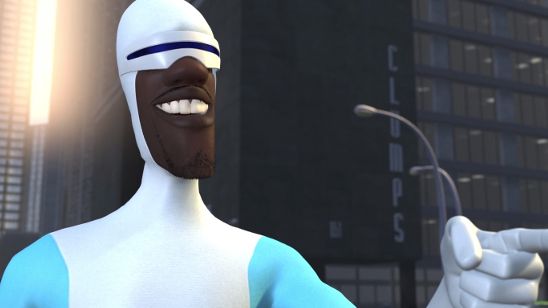 Imagem da notícia Os Incríveis 2: Samuel L. Jackson aparece em vídeo fazendo brincadeira com Os Vingadores