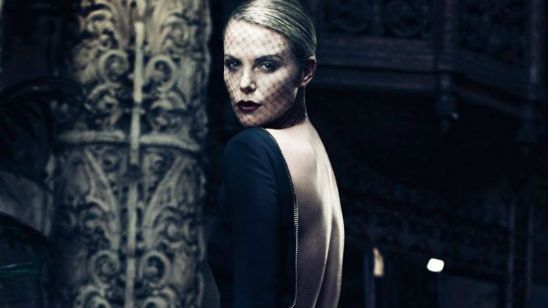 Imagem da notícia A Família Addams: Charlize Theron dará voz para Mortícia na animação