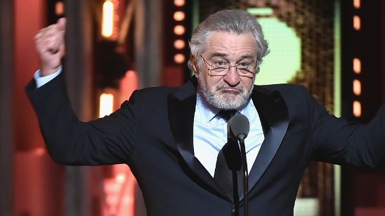 Imagem da notícia Robert De Niro é cotado para o elenco do filme de origem do Coringa (Rumor)