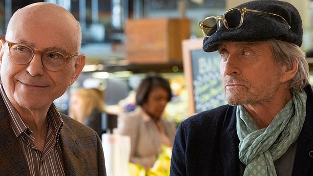 Imagem da notícia The Kominsky Method: Comédia com Michael Douglas ganha data de estreia na Netflix
