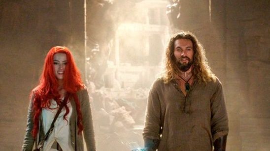 Imagem da notícia Aquaman: Jason Momoa e Amber Heard juntos em nova imagem oficial