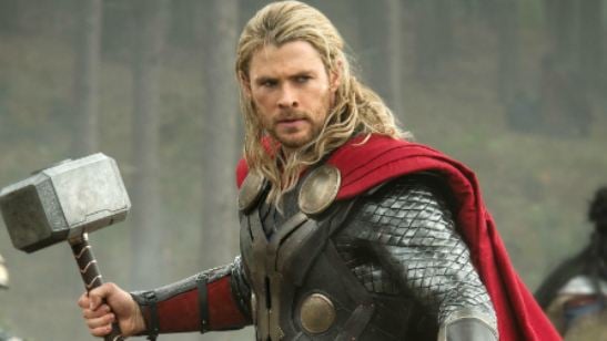 Chris Hemsworth assume que Thor: Mundo Sombrio não é lá tudo isso