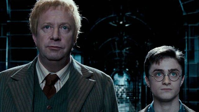Imagem da notícia Mark Williams, o Sr. Weasley da saga Harry Potter, revela sua cena favorita da franquia (Exclusivo)