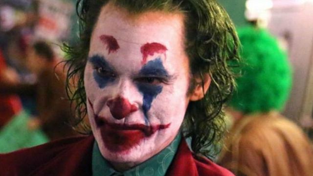Imagem da notícia Coringa: Figurantes do filme ficaram presos no metrô durante gravações