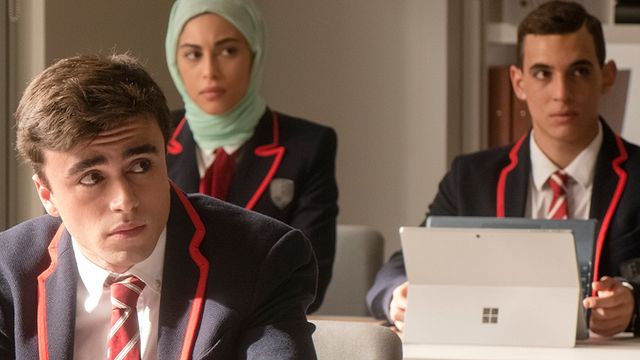 Imagem da notícia Elite: Netflix renova série espanhola para a segunda temporada