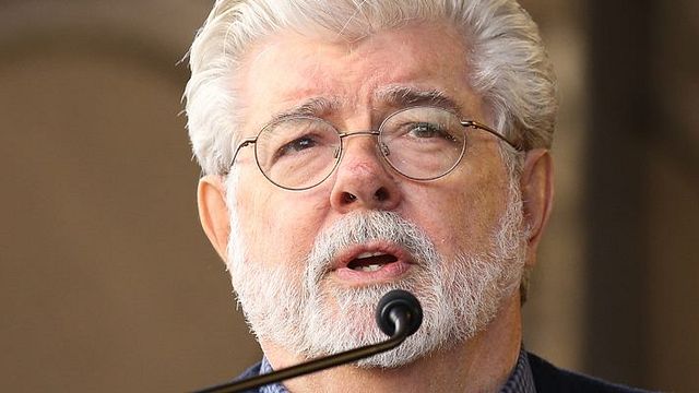 Imagem da notícia The Mandalorian: George Lucas visita filmagens de nova série de Star Wars