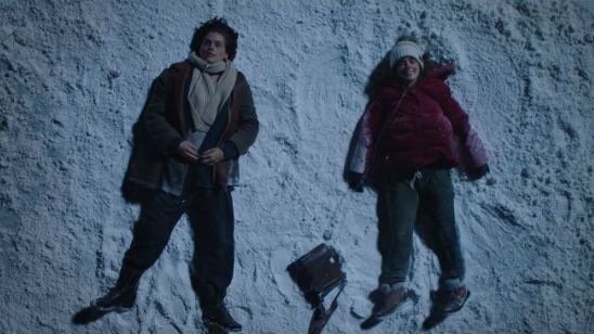 Imagem da notícia Cole Sprouse vive um amor impossível nos corredores do hospital no trailer de Five Feet Apart