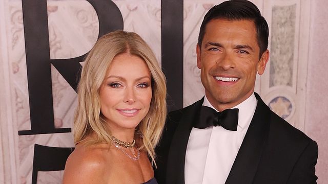 Imagem da notícia Riverdale: Kelly Ripa é escalada como amante de Hiram Lodge na série 