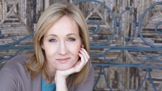 Imagem da notícia J.K. Rowling processa assistente por roubar vários itens de Harry Potter