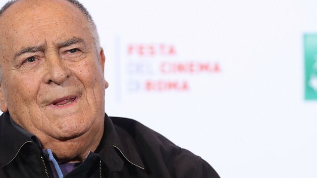 Imagem da notícia Morte de Bernardo Bertolucci vira piada de mau gosto e faz crítico de cinema ser demitido