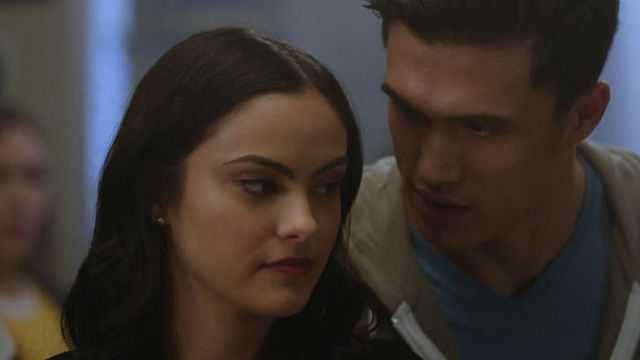 Riverdale: Nova imagem sugere romance entre Veronica e Reggie