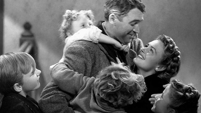 Imagem da notícia Tirando o Mofo: Por que A Felicidade Não Se Compra é o filme de Natal perfeito