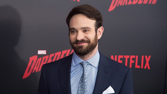 Imagem da notícia Charlie Cox revela que assinou petição pela volta de Demolidor