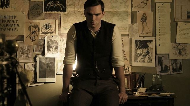 Imagem da notícia Tolkien: Teaser da biografia traz Nicholas Hoult como o criador de O Senhor dos Anéis