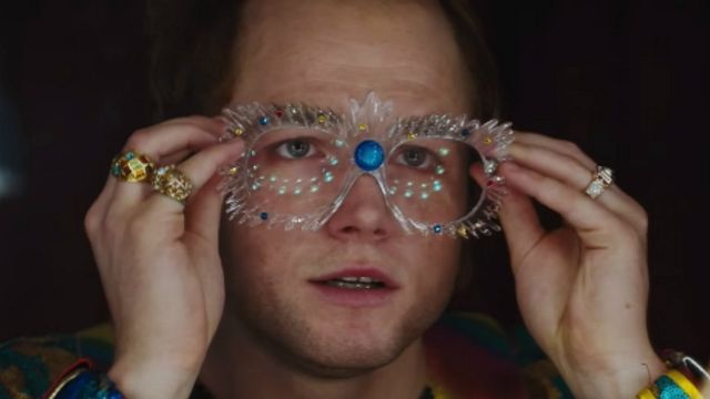 Imagem da notícia Rocketman: Taron Egerton canta "Tiny Dancer" em vídeo de bastidores