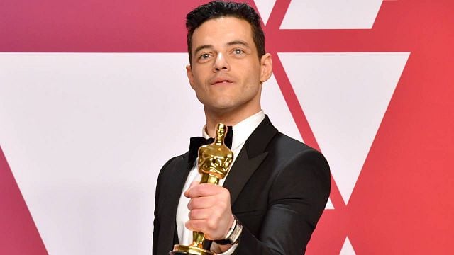 Imagem da notícia Oscar 2019: Rami Malek precisou ser atendido por paramédicos após cair do palco