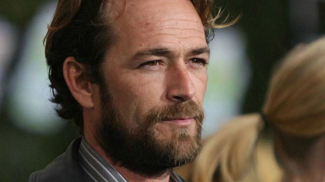 Imagem da notícia Riverdale: Série homenageia Luke Perry em primeiro episódio após sua morte