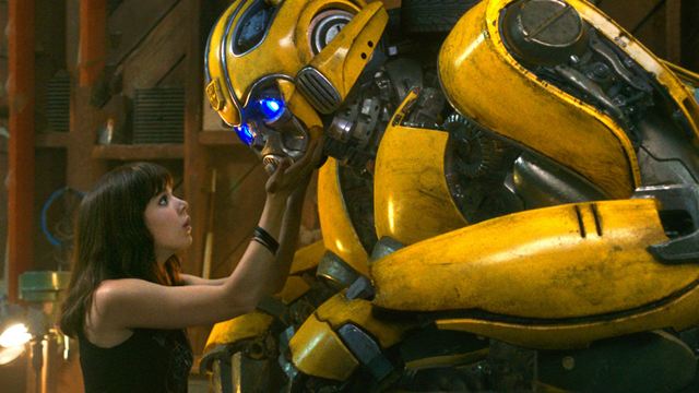 Transformers: Produtor deseja contar história de amor entre robôs na franquia