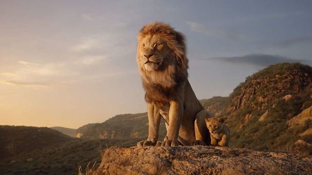 O Rei Leão ganha novo cartaz com Simba e Mufasa 