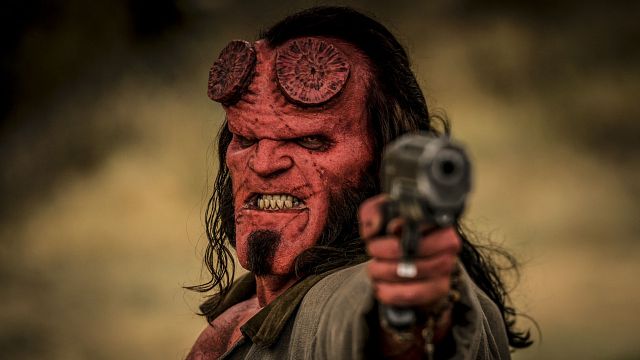 Imagem da notícia Hellboy: David Harbour fala nomes do diabo em português em vídeo hilário