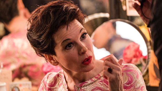 Renée Zellweger se transforma em Judy Garland no primeiro trailer de cinebiografia