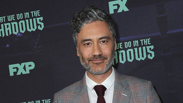 Taika Waititi e Netflix desistem de filme sobre Bubbles, o macaco de Michael Jackson