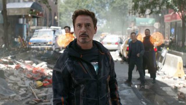 Imagem da notícia Robert Downey Jr. é ovacionado em vídeo de último dia de filmagens de Vingadores: Ultimato