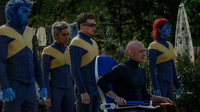 X-Men - Fênix Negra: James McAvoy revela que desfecho original era parecido com outro filme de super-herói