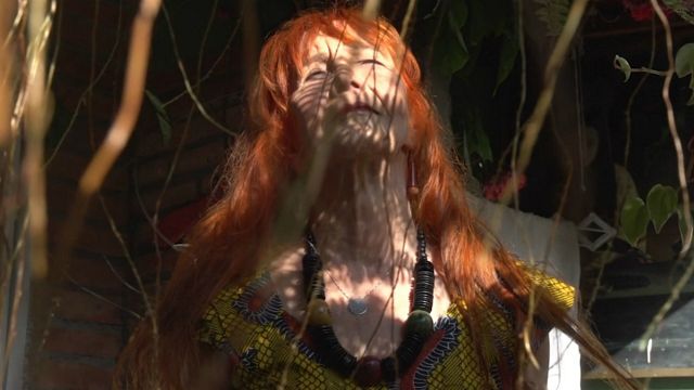 Imagem da notícia Olhar de Cinema 2019: "Se Helena Ignez comentasse sobre outros cineastas o filme perderia a personalidade", diz Sinai Sganzerla sobre A Mulher da Luz Própria (Entrevista)