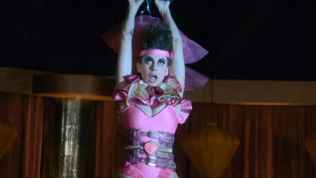 Imagem da notícia GLOW viaja para Las Vegas no trailer da 3ª temporada