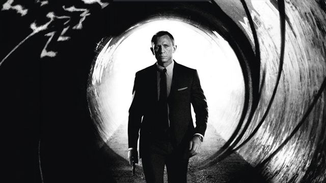 Bond 25: Homem é preso após botar câmera escondida no banheiro feminino do set