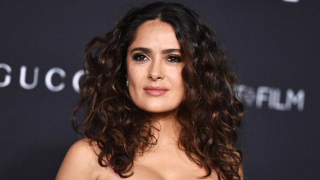 Imagem da notícia Os Eternos: Salma Hayek negocia para estrelar novo filme da Marvel