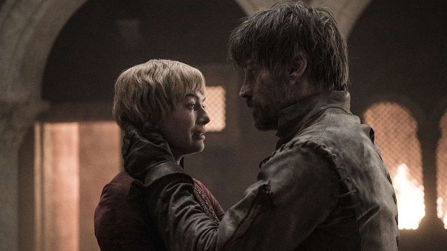 Imagem da notícia Game of Thrones: Elenco discutia críticas dos fãs em grupo no Whatsapp