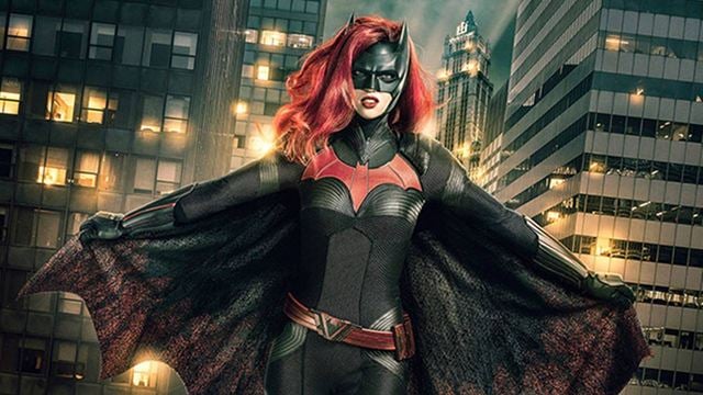Batwoman aspira ser Arrow da nova geração (Primeiras Impressões)