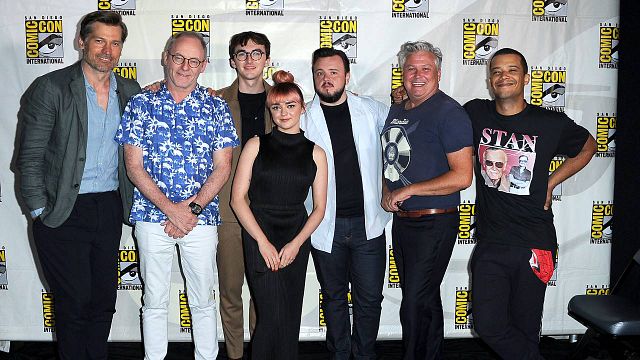 Imagem da notícia San Diego Comic-Con 2019: Elenco de Game of Thrones responde a controvérsias sobre final da temporada