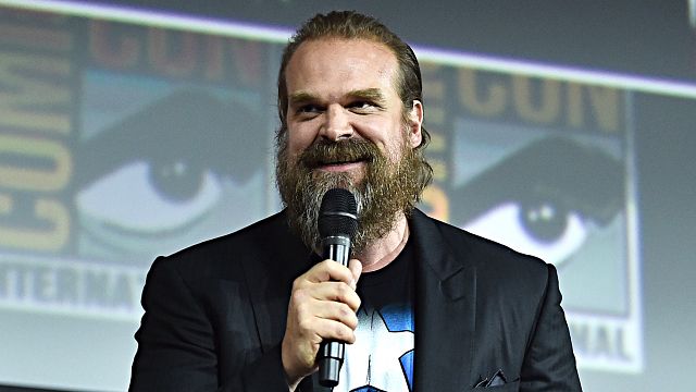 Imagem da notícia San Diego Comic-Con 2019: David Harbour revela que o filme da Viúva Negra vai explicar sacrifício dela em Ultimato
