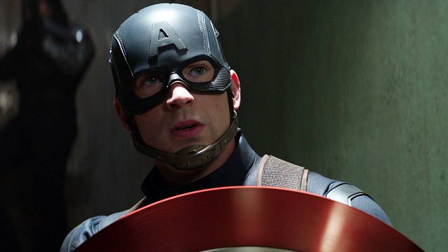 Imagem da notícia Vingadores - Ultimato: Fã nota erro de continuidade no escudo do Capitão América