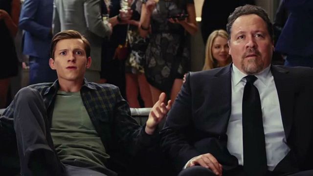 Imagem da notícia Jon Favreau está esperançoso sobre o Homem-Aranha permanecer no Universo Cinematográfico Marvel
