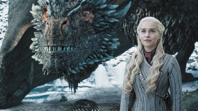 Imagem da notícia Game of Thrones: Emilia Clarke diz que críticas negativas ajudaram a série