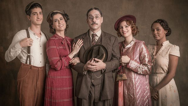 Imagem da notícia Filhos da Pátria: Família Bulhosa retorna mais ácida e politizada do que nunca na 2ª temporada (Primeiras impressões)