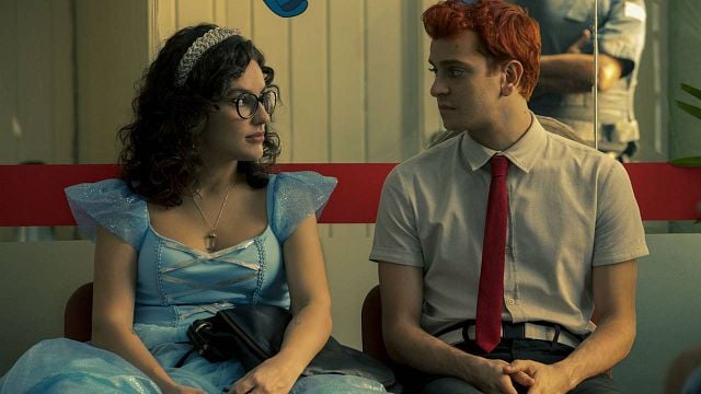 Imagem da notícia Ninguém Tá Olhando: As regras existem para serem quebradas no trailer da série da Netflix