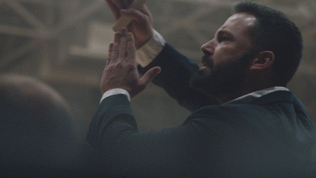 Imagem da notícia Ben Affleck usa basquete para reconstruir sua vida no trailer de The Way Back